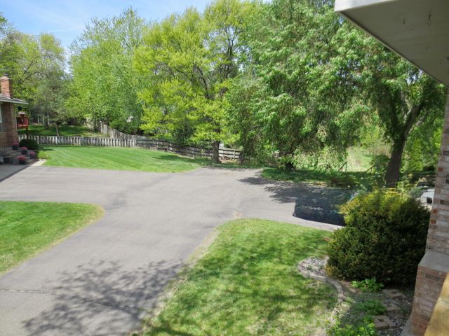 7607 Zinnia Way, Maple Grove, MN 55311