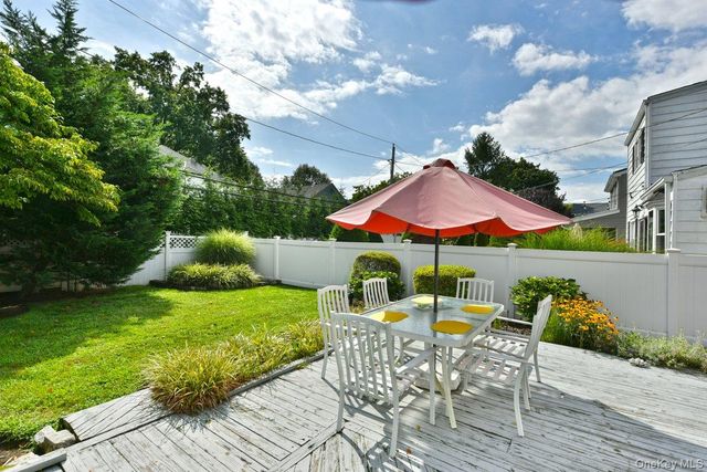 154 Argyle Road, Stewart Manor, NY 11530