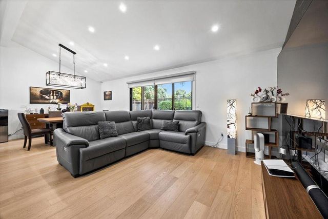 1768 Laurentian Way, Sunnyvale, CA 94087