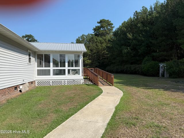 777 Strickland Terrace, Kinston, NC 28504