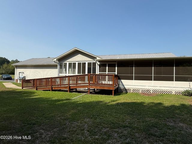777 Strickland Terrace, Kinston, NC 28504