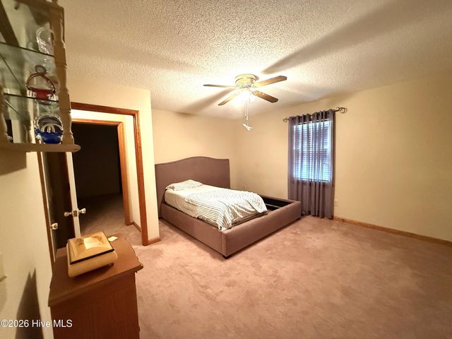 777 Strickland Terrace, Kinston, NC 28504
