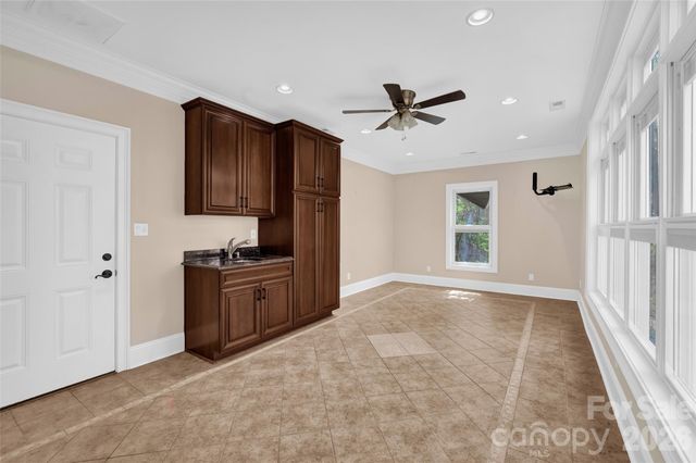464 Laurel Cove Road, Statesville, NC 28677