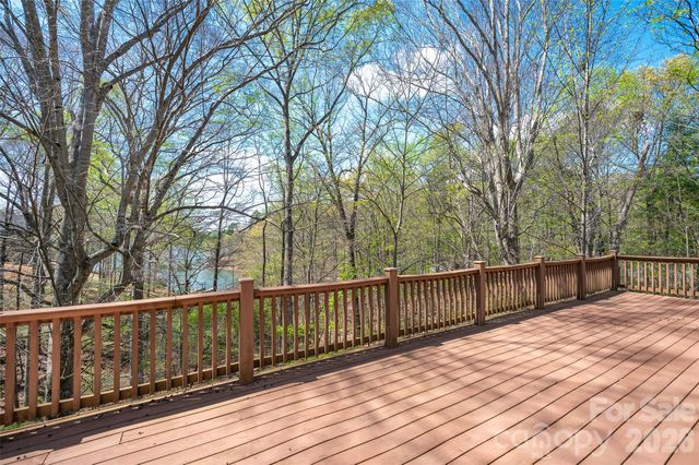 464 Laurel Cove Road, Statesville, NC 28677