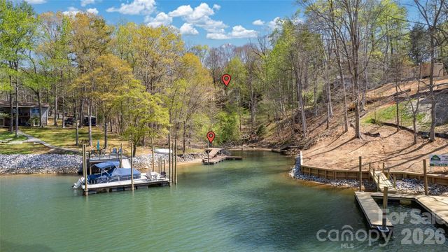 464 Laurel Cove Road, Statesville, NC 28677