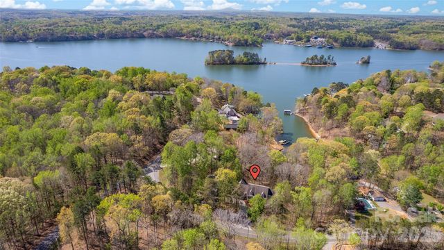 464 Laurel Cove Road, Statesville, NC 28677