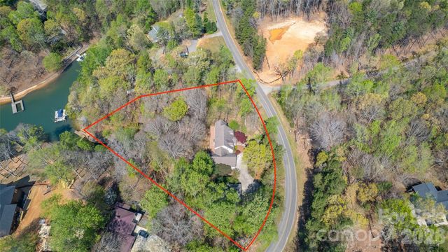 464 Laurel Cove Road, Statesville, NC 28677