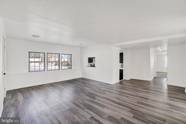 970 WHISLER RD, Etters, PA 17319