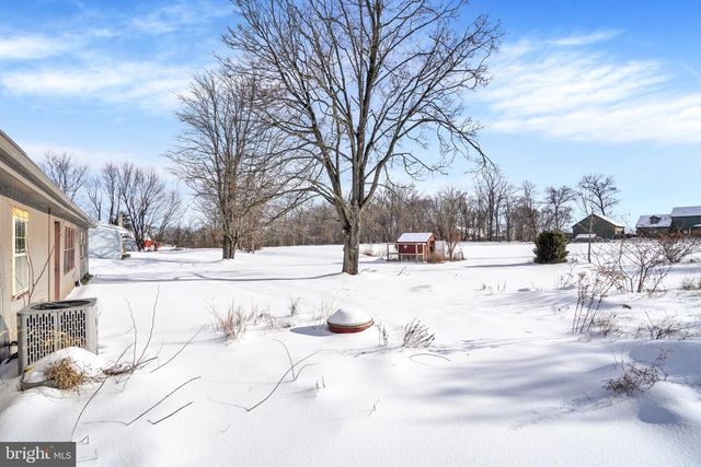 970 WHISLER RD, Etters, PA 17319