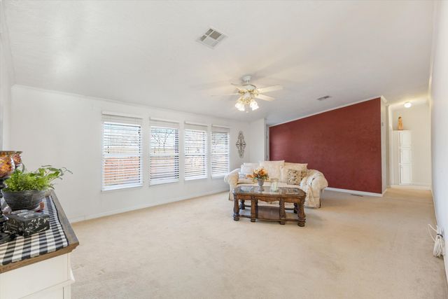 187 Barton Road, Edgewood, NM 87015