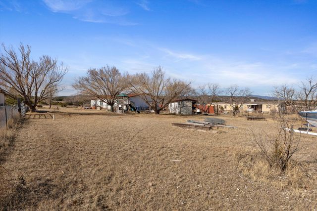 187 Barton Road, Edgewood, NM 87015