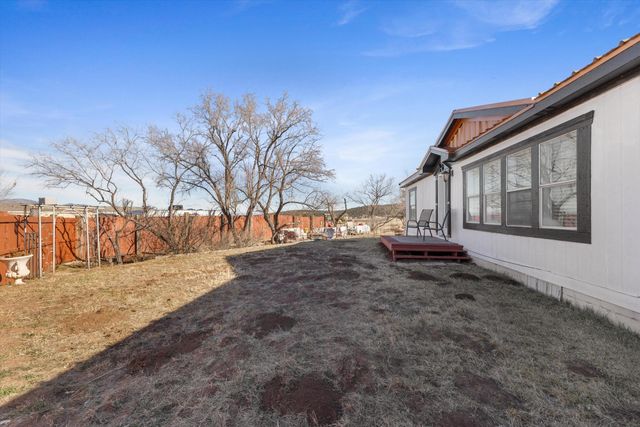 187 Barton Road, Edgewood, NM 87015