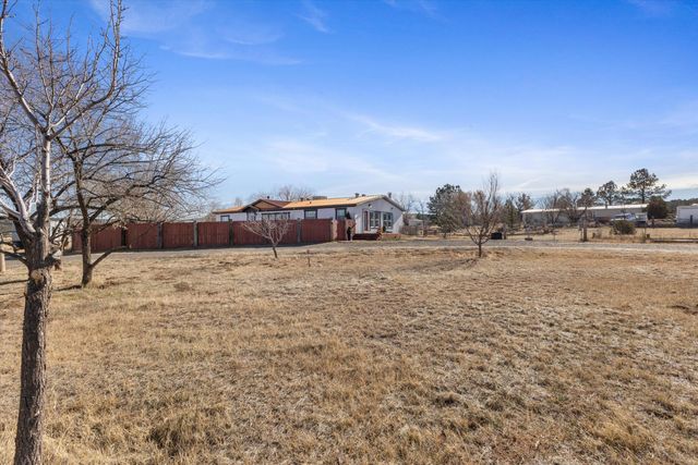 187 Barton Road, Edgewood, NM 87015