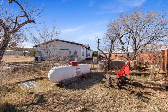 187 Barton Road, Edgewood, NM 87015