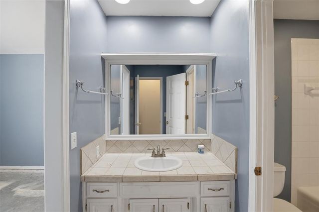 1706 Constitution Avenue, Enid, OK 73703