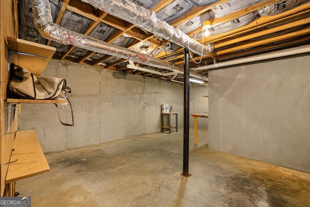 265 Lagrange Court, Fayetteville, GA 30214