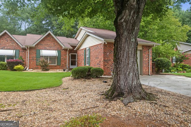 265 Lagrange Court, Fayetteville, GA 30214