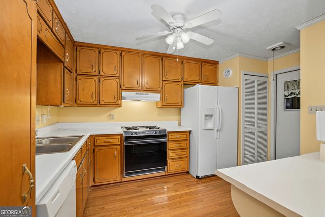 265 Lagrange Court, Fayetteville, GA 30214