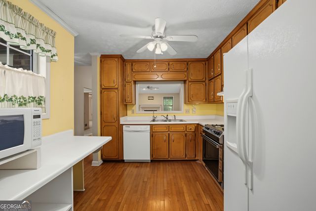 265 Lagrange Court, Fayetteville, GA 30214