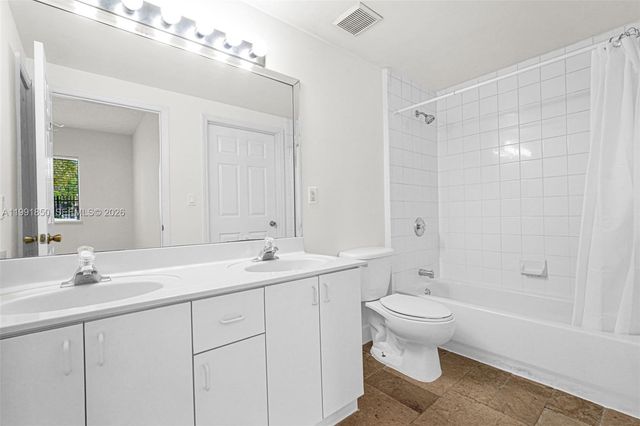 7085 Nova Dr 128, Davie, FL 33317