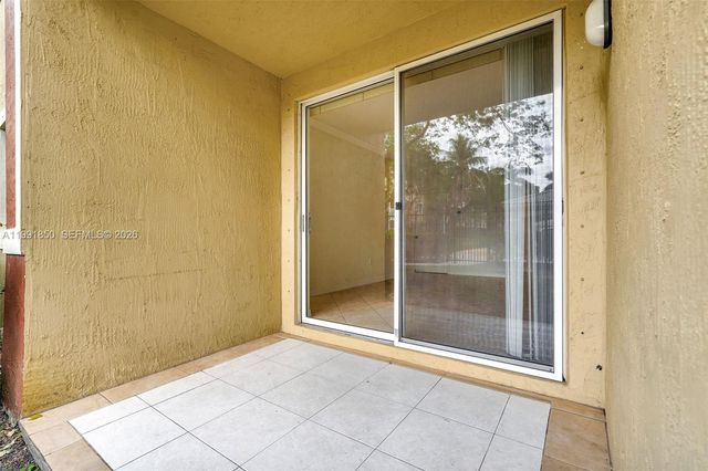 7085 Nova Dr 128, Davie, FL 33317