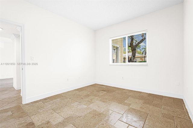 7085 Nova Dr 128, Davie, FL 33317