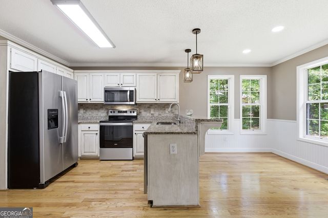 24 Walnut Lane NE, Cartersville, GA 30121