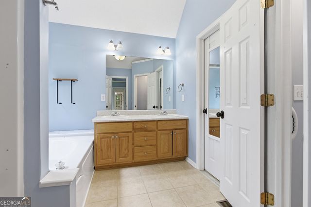 24 Walnut Lane NE, Cartersville, GA 30121