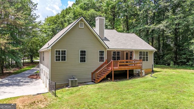 24 Walnut Lane NE, Cartersville, GA 30121