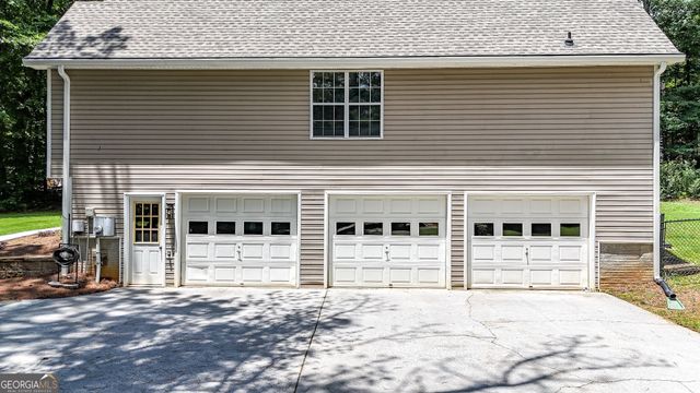 24 Walnut Lane NE, Cartersville, GA 30121