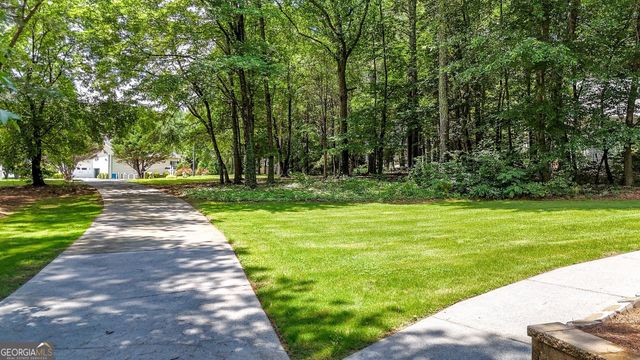 24 Walnut Lane NE, Cartersville, GA 30121