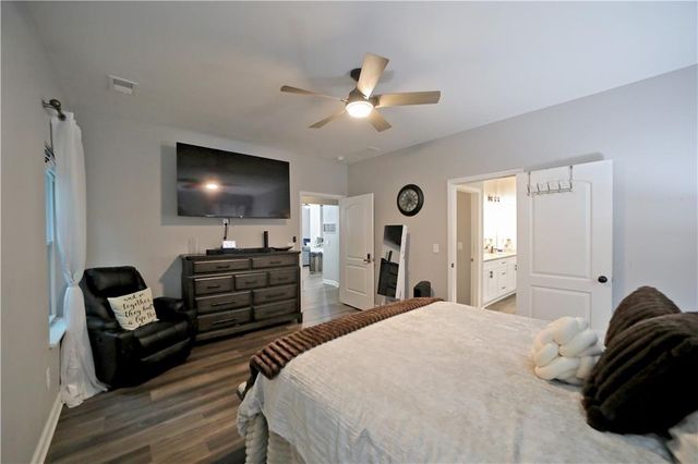 195 Bellevue Loop, Fayetteville, GA 30215