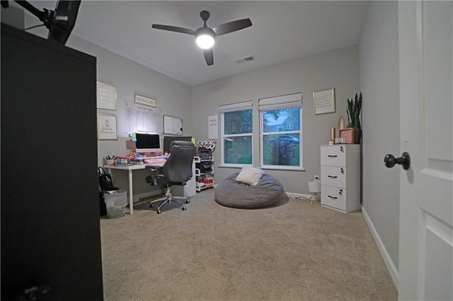 195 Bellevue Loop, Fayetteville, GA 30215