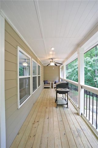 195 Bellevue Loop, Fayetteville, GA 30215
