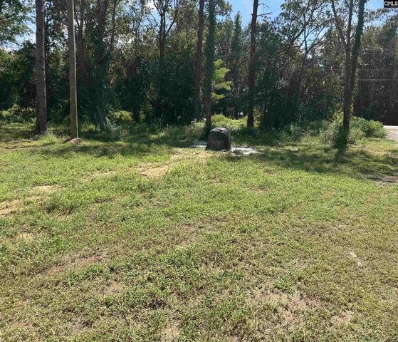 7527 Old Number Six Highway, Santee, SC 29142