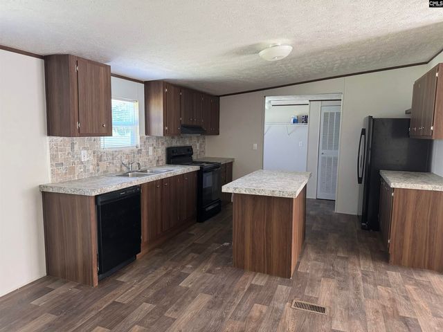 7527 Old Number Six Highway, Santee, SC 29142