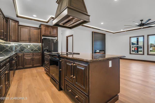 774 VINE DRIVE, Holts Summit, MO 65043