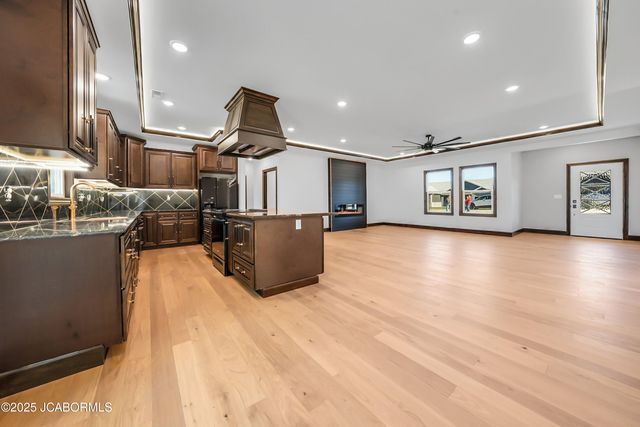 774 VINE DRIVE, Holts Summit, MO 65043