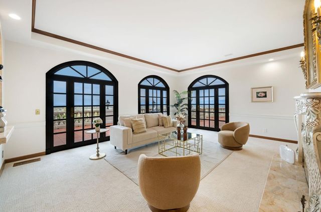 5770 Harwood Road, Los Gatos, CA 95032