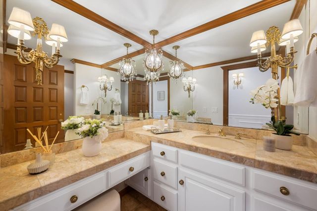 5770 Harwood Road, Los Gatos, CA 95032