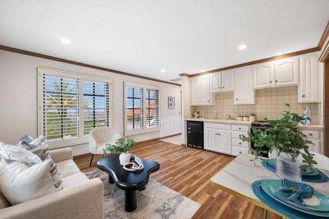 5770 Harwood Road, Los Gatos, CA 95032