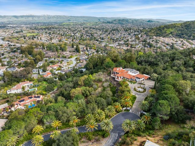 5770 Harwood Road, Los Gatos, CA 95032