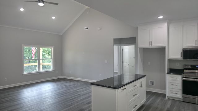 5071 Campbellsville Pike, Culleoka, TN 38451