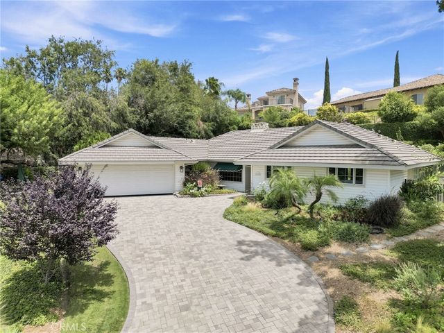 1179 Lyndhurst, Riverside, CA 92507