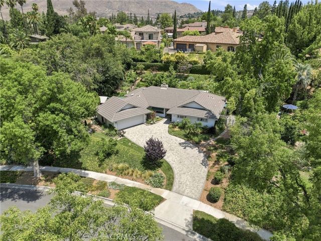 1179 Lyndhurst, Riverside, CA 92507