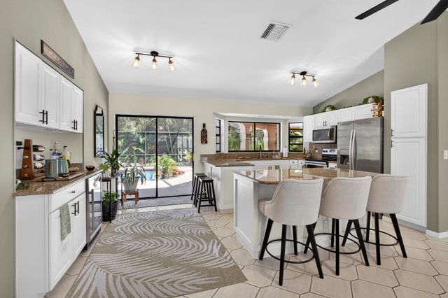 1945 Lynton Circle, Wellington, FL 33414