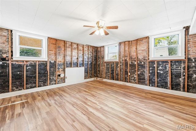 626 Adams Street, St Charles, MO 63301