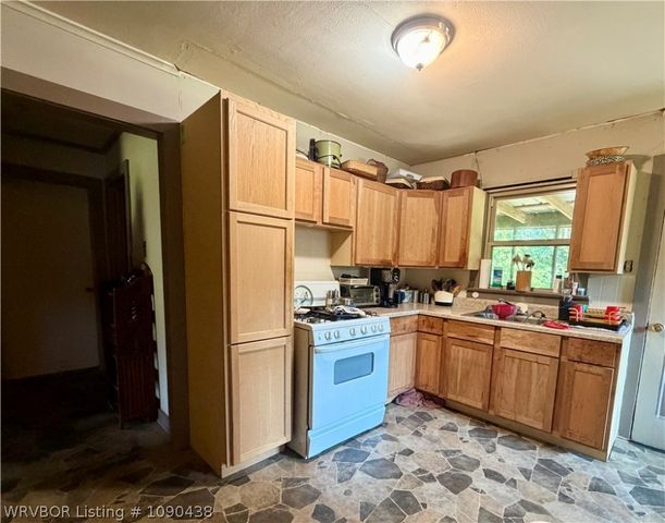 2805 Houston, Fort Smith, AR 72901