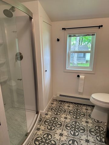11 Friar Tuck Ln, Oxford, MA 01540