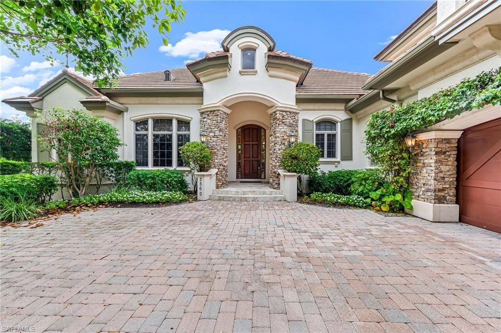2560 Half Moon WALK, NAPLES, FL 34102 — exterior